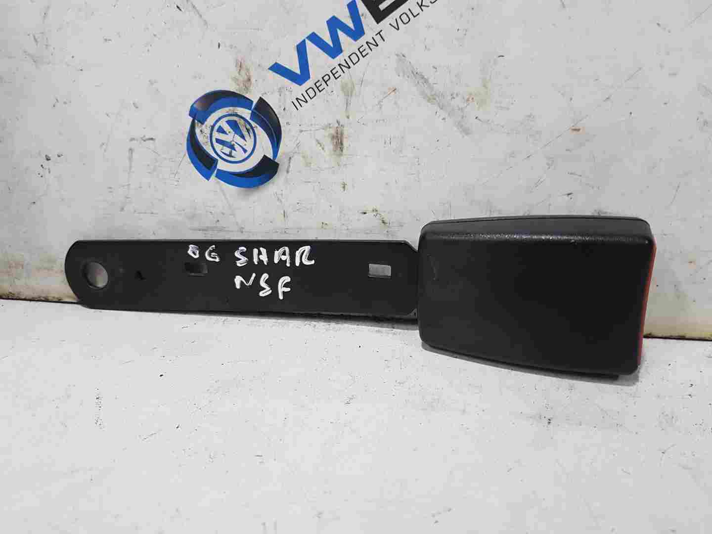Volkswagen Sharan MK1 2004-2010 Passenger NSF  Seat Belt Buckle Stalk 7M3857877