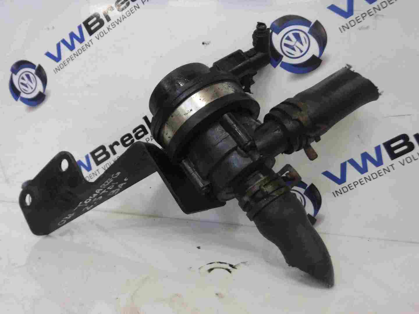 Volkswagen Touareg 2002-2007 2.5 TDI Coolant Auxillary Water Pump 7L6121079