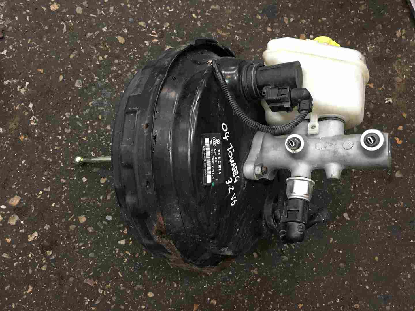 Volkswagen Touareg 2002-2007 3.2 V6 and 2.5 TDI Brake Servo 7L6612101A