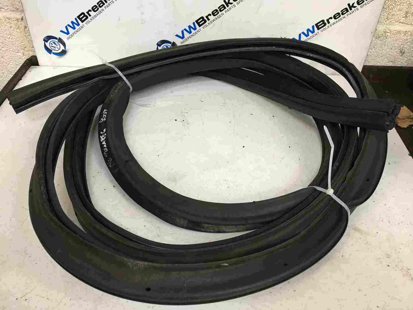Volkswagen Touareg 2002-2007 Boot Tailgate Rubber Weather Seal