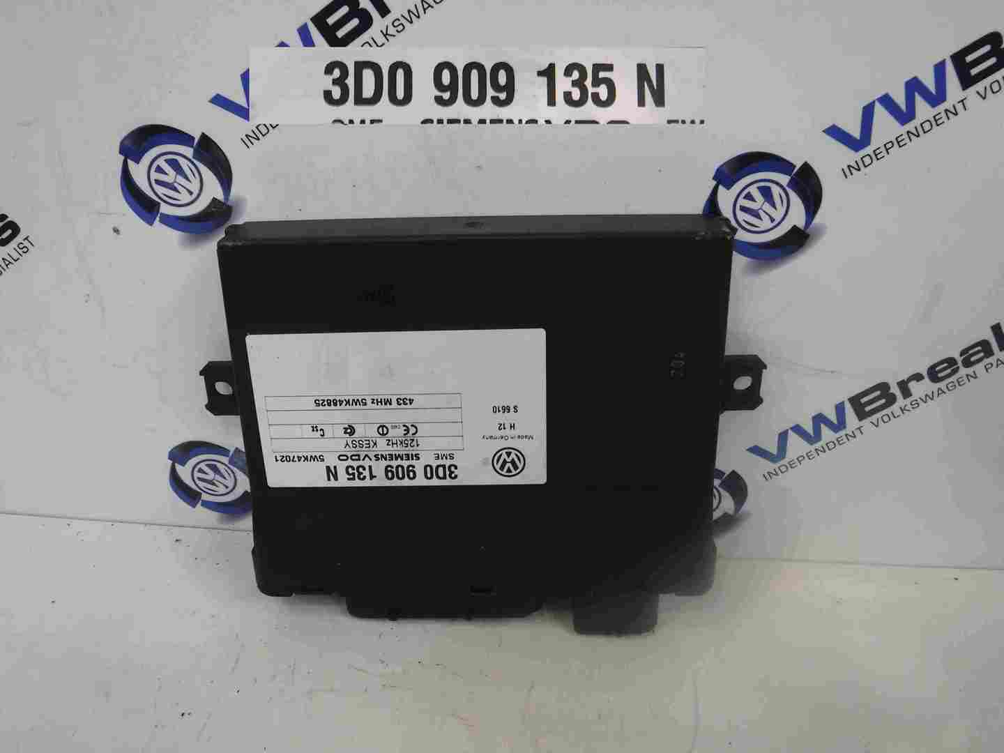Volkswagen Touareg 2002-2007 Comfort Control Module 3D0909135N