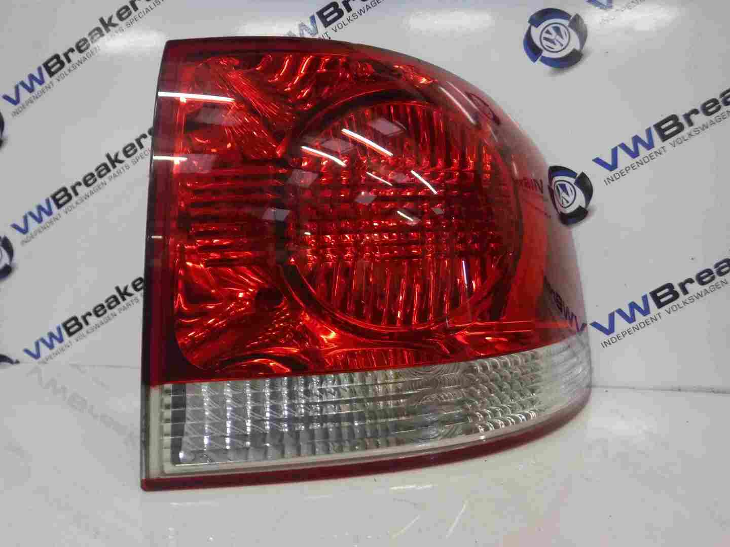 Volkswagen Touareg 2002-2007 Drivers OSR Rear Body Light 7L6945096K