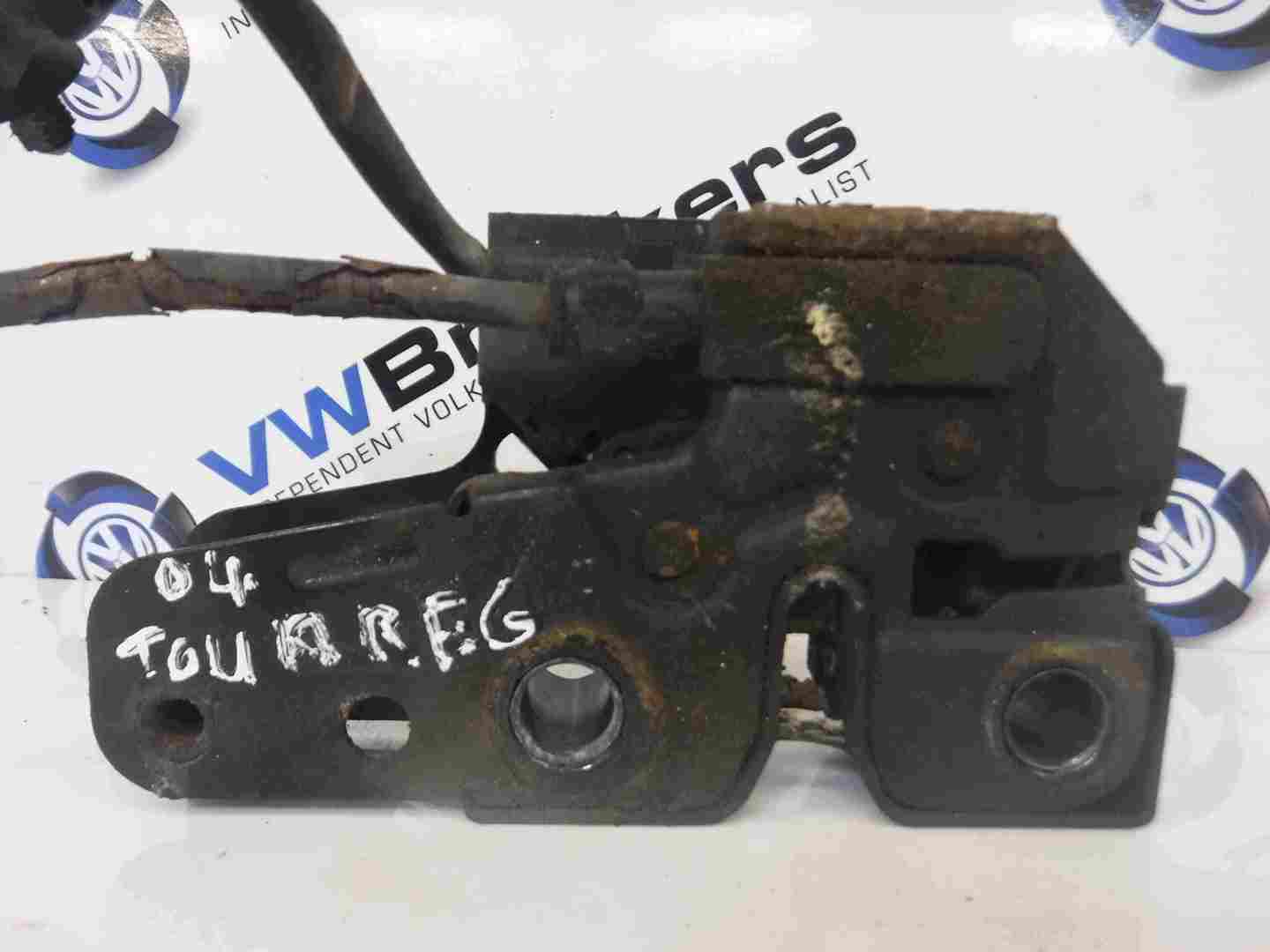 Volkswagen Touareg 2002-2007 Front Bonnet Latch Catch