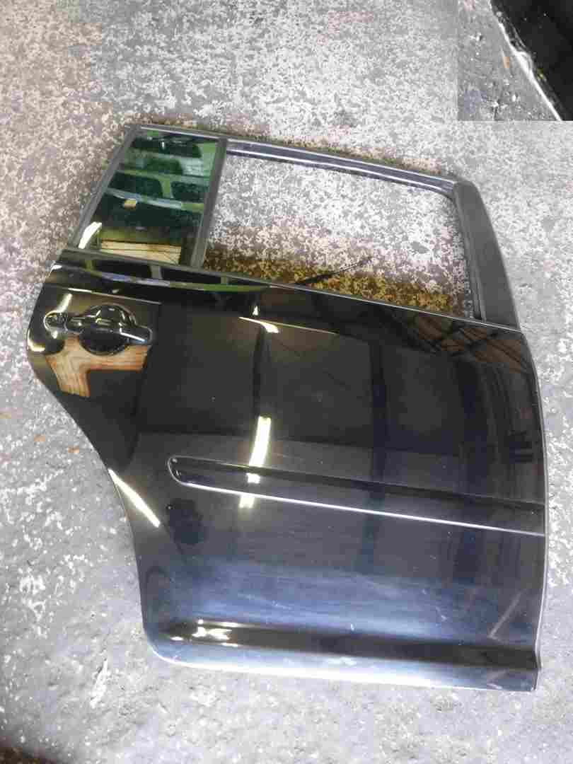 Volkswagen Touran 2003-2006 Drivers OSR Rear Door Black L041