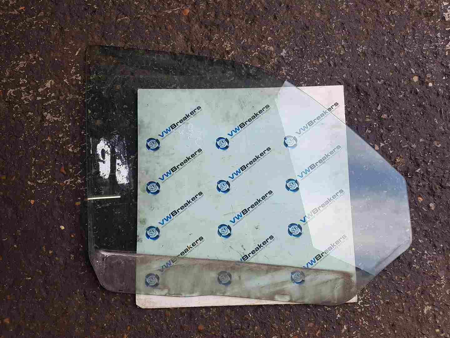 Volkswagen Transporter T5 2003-2009 Drivers OSF Window Glass 