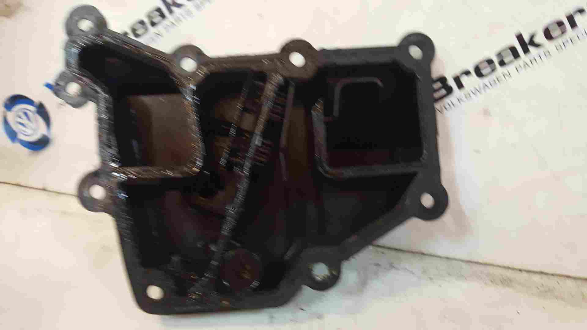 Volkswagen Up 2011-2017 OIL Separator Crankcase Breather 04E103464m 04e103464m