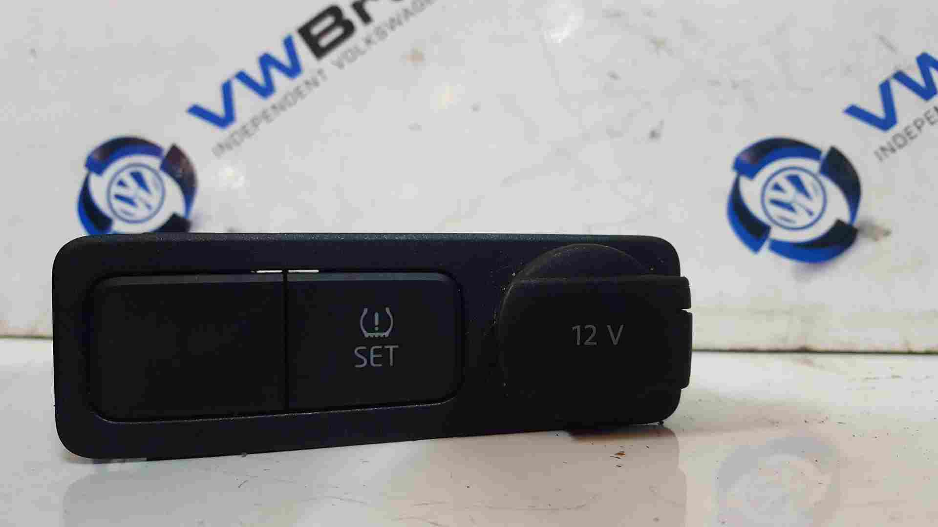 Volkswagen Up 2011-2017 Tyre Pressure SET + 12V Plug Socket 1s0953508a
