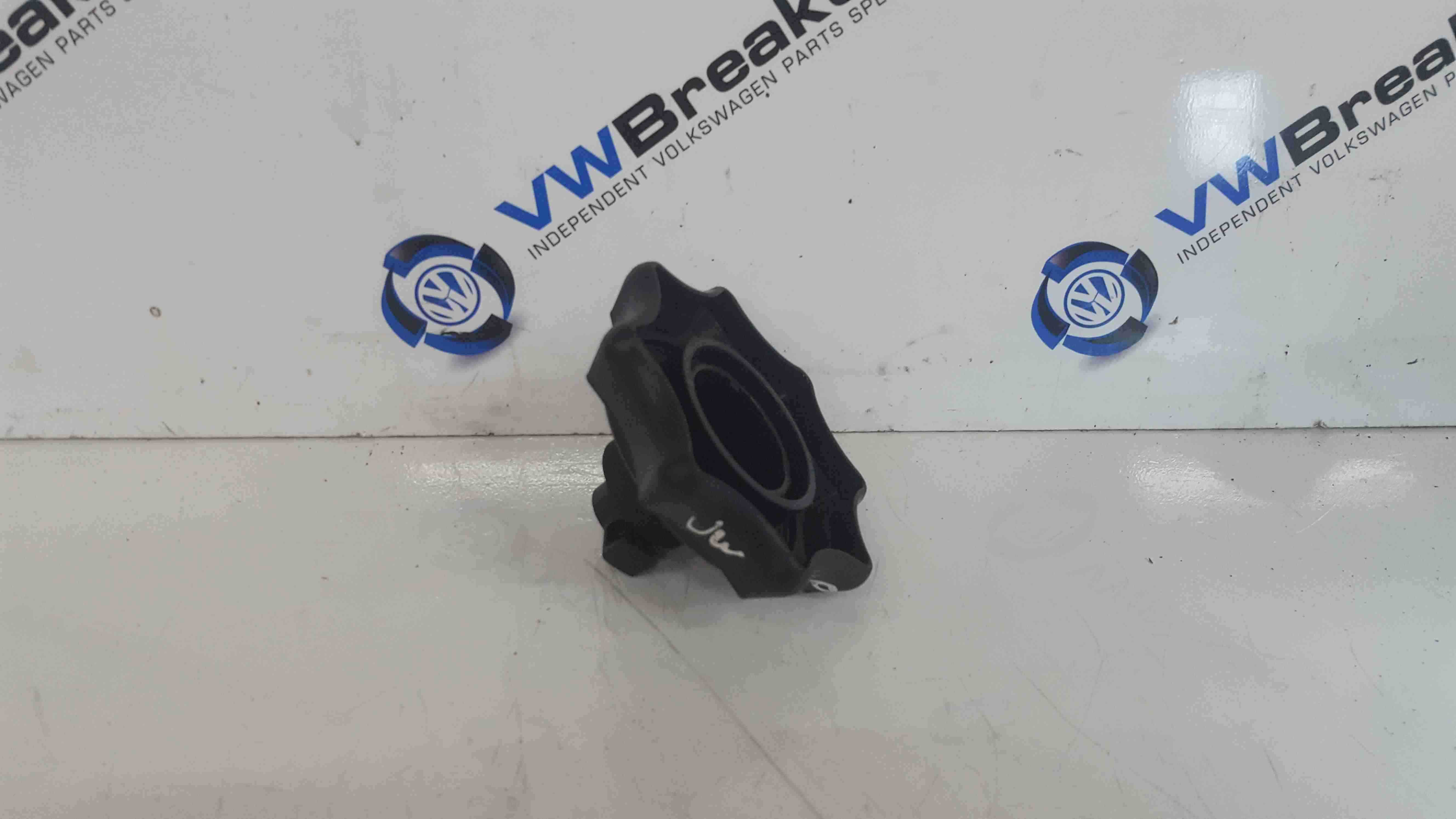 Volkswagen Scirocco 2008-2014 Jack Set Screw Holder 1K0803899B