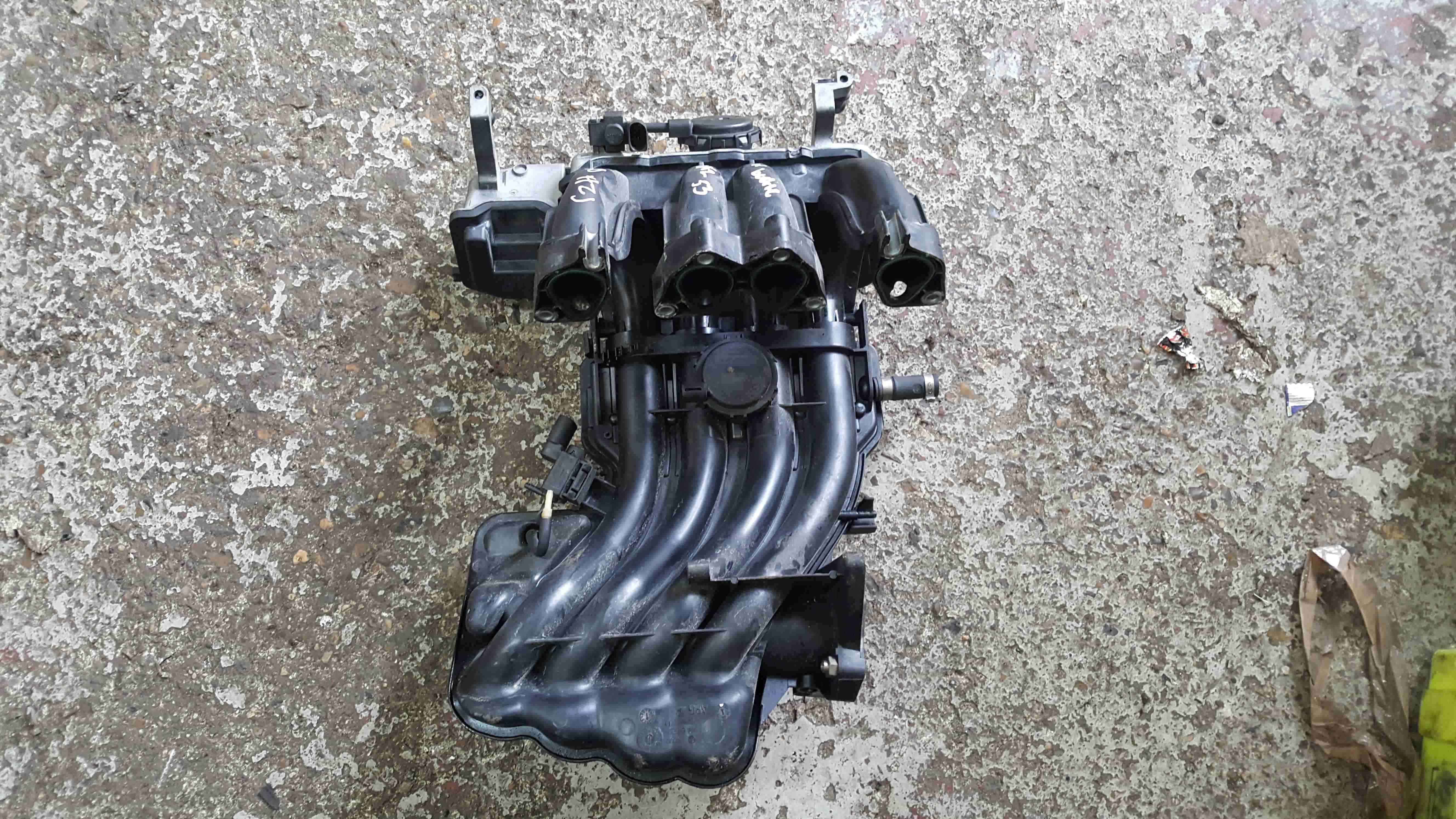 Volkswagen Beetle 1999-2006 2.0 Inlet Manifold Mani AZJ