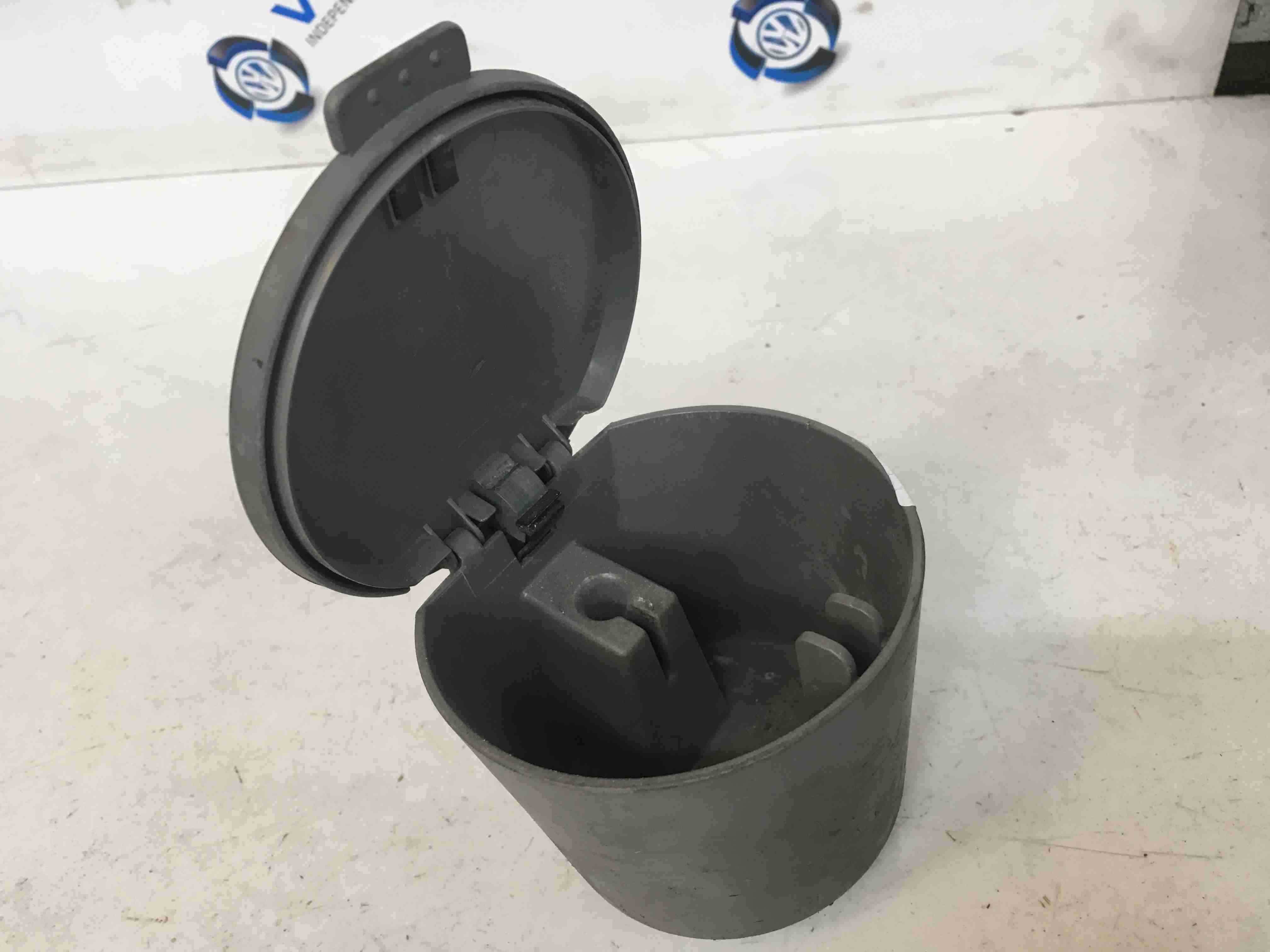 Volkswagen Beetle 1999-2006 Rear Ashtray 1C0857961C