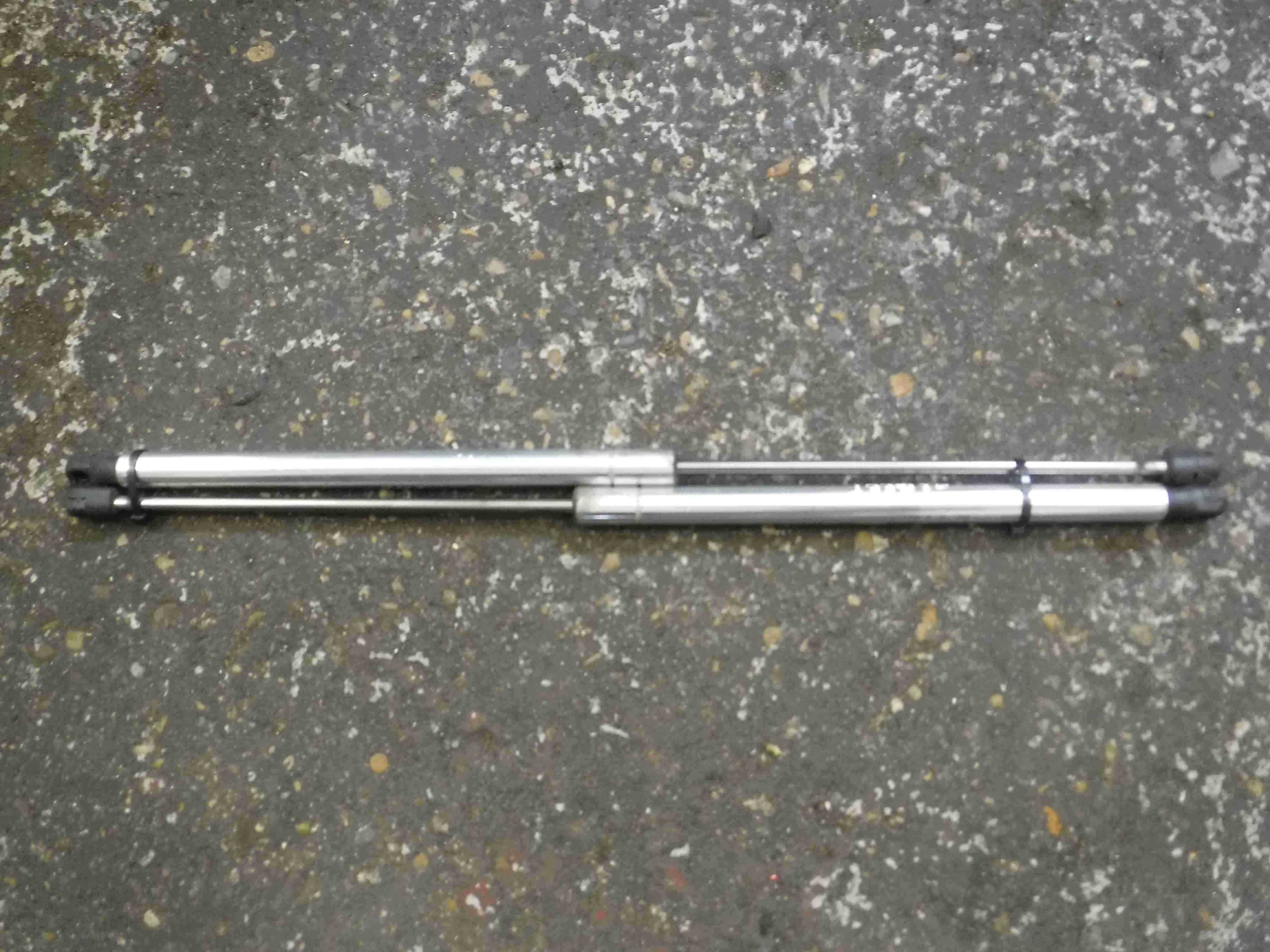 Volkswagen Beetle 1999-2006 Rear Tailgate Boot Struts X2 1c0827550c